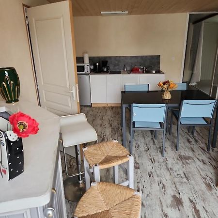 Bed and Breakfast Au Balaway Louey Exterior foto