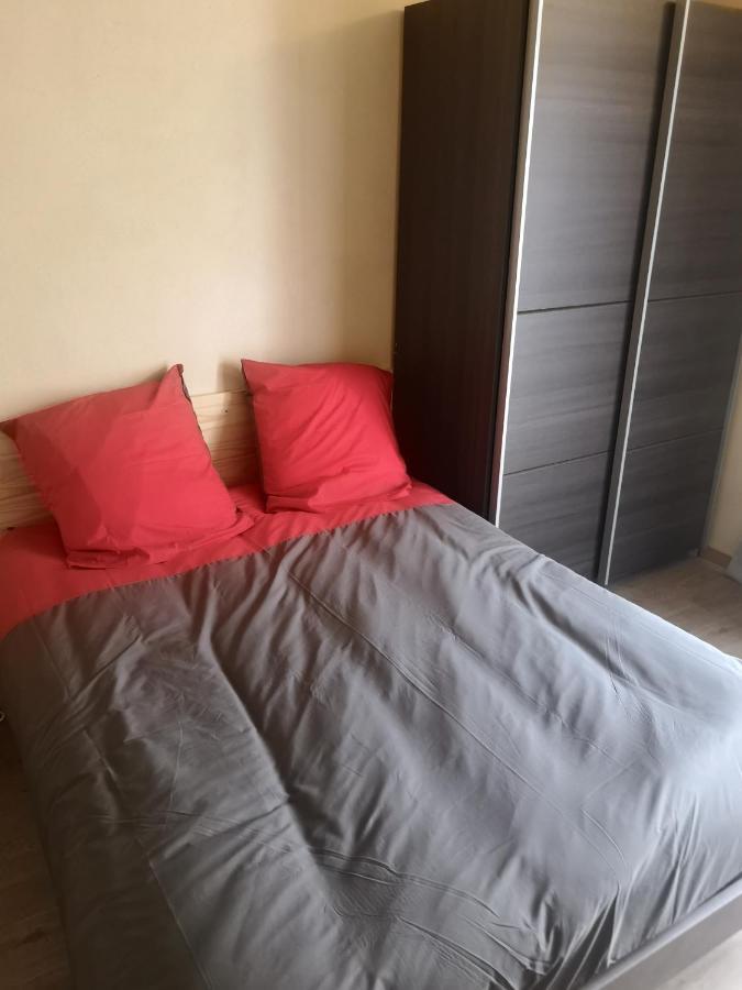 Bed and Breakfast Au Balaway Louey Exterior foto