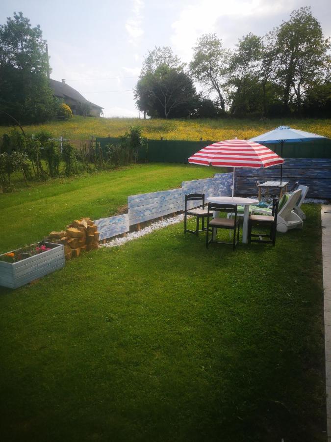 Bed and Breakfast Au Balaway Louey Exterior foto